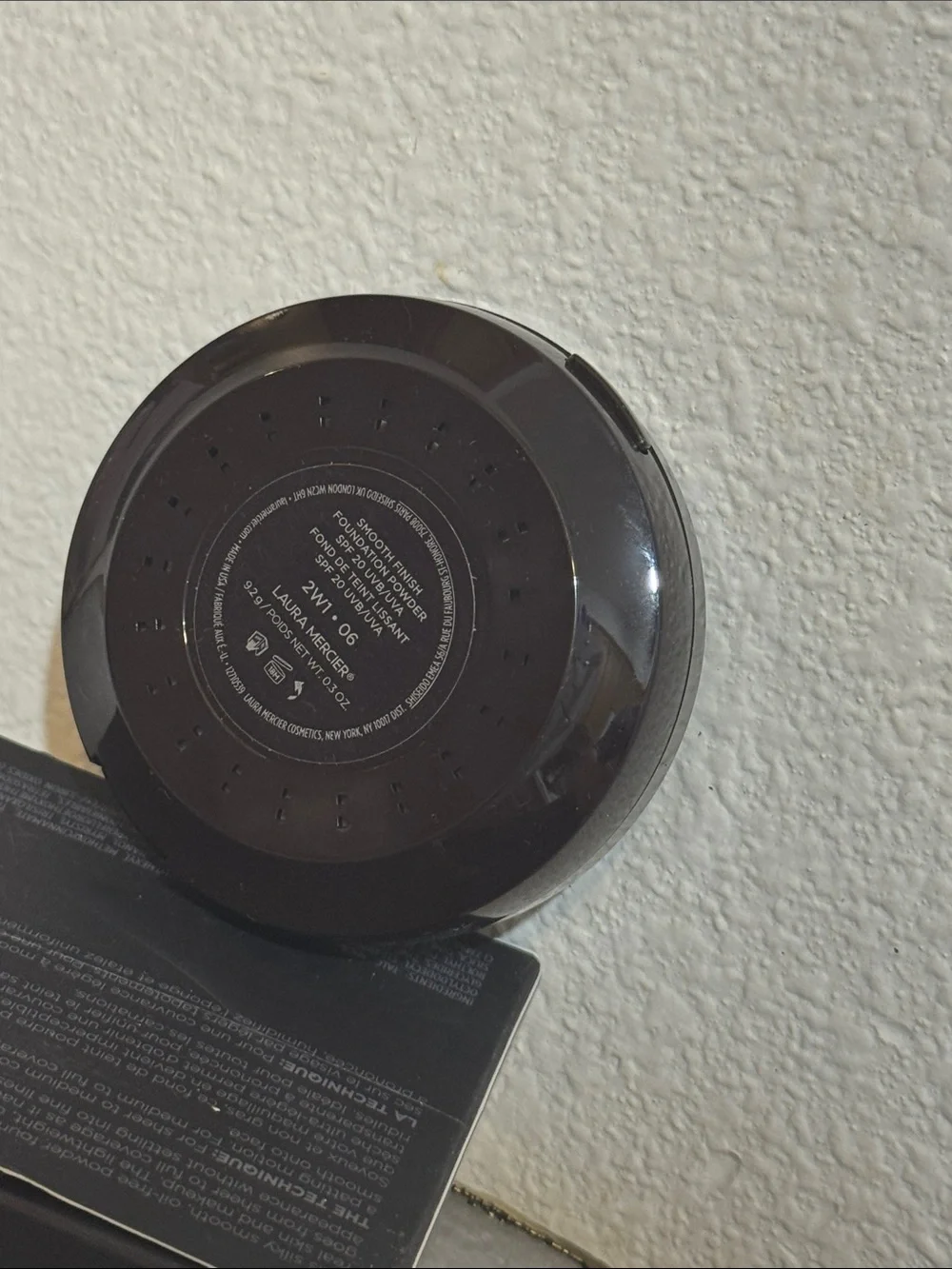 Laura Mercier Smooth Finish Foundation Powder - 2W1 - 06